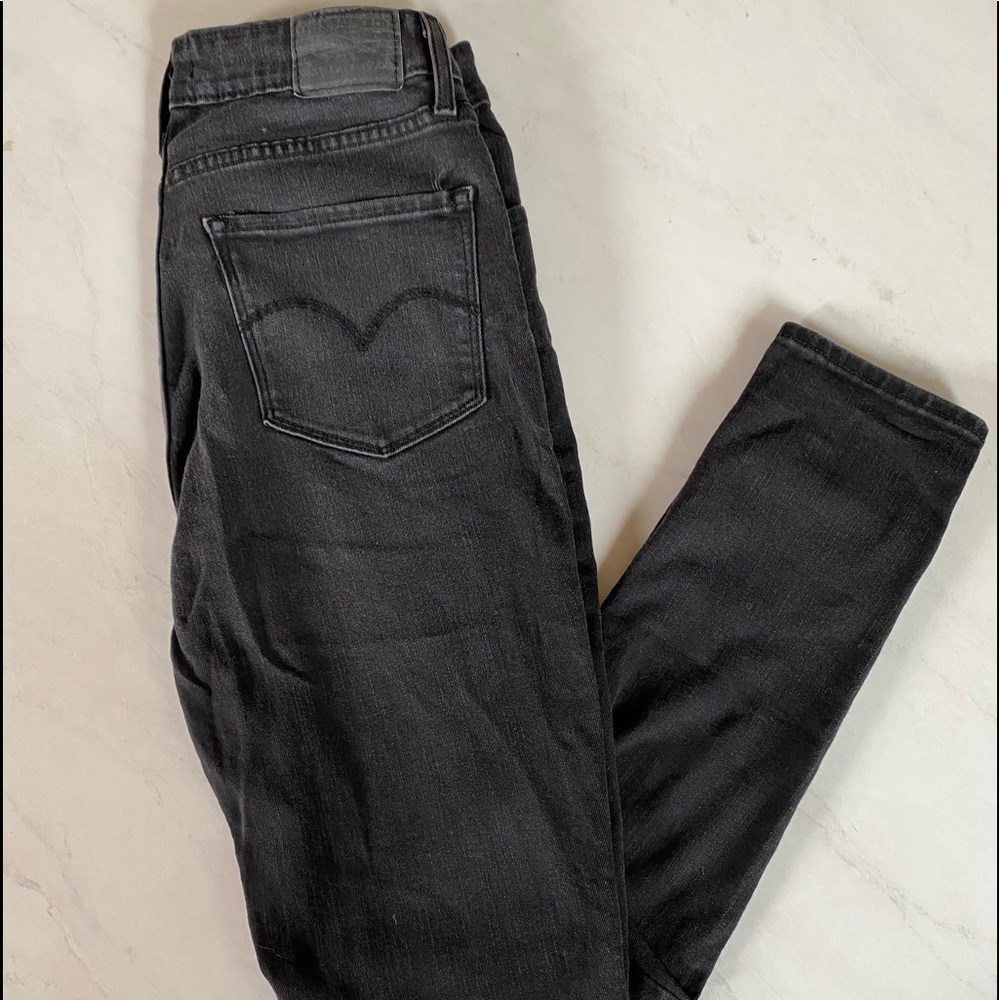 Levi’s 721 High rise Skinny - Dark Gray - size 30